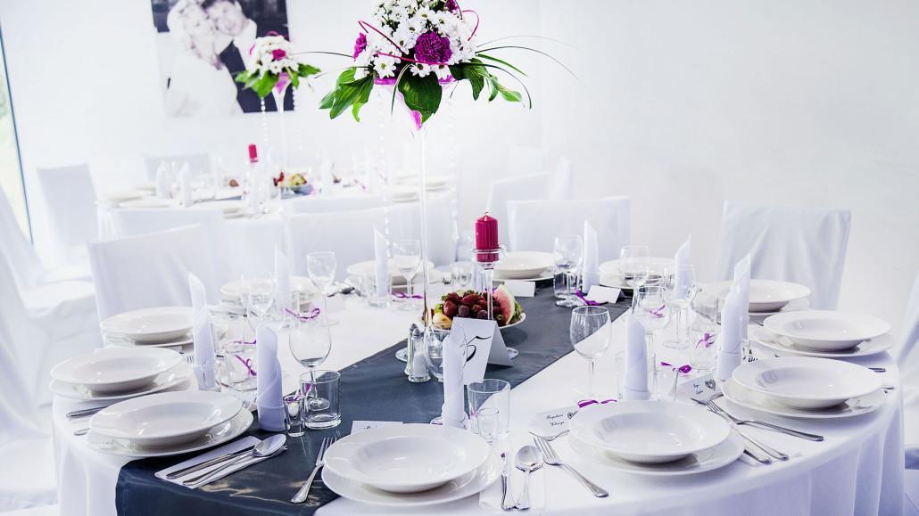 Świdnica Essenza Party Center Bed & Breakfast エクステリア 写真